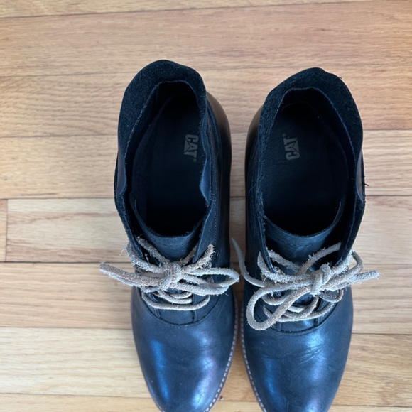 Stylish Caterpillar Women's boots - Picture 9 of 9